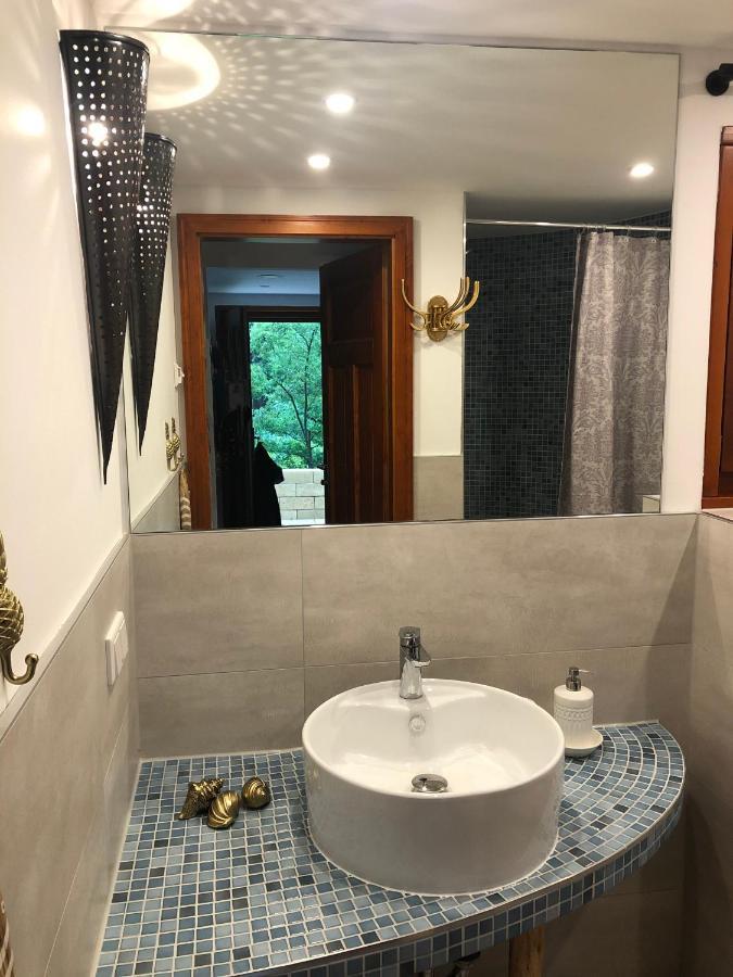 Bungalows Am Waldessaum Bei Hohenzieritz ภายนอก รูปภาพ